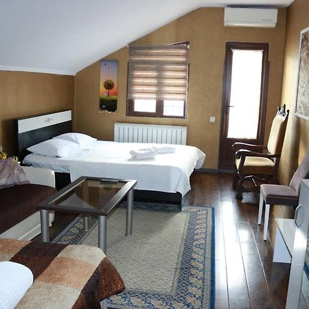 Luxors Garden Hotel Batumi Exterior foto